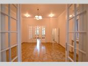 Apartament in vila 4 cam COTROCENI, pret inchiriere 1,150 EUR&nbsp;&nbsp;&nbsp;<a href='http://www.kpimobiliare.ro/details/apartament-in-vila-4-camere-cotroceni-1,150-eur-inchiriere-kpa8839' style='text-decoration:none;'><span style='color:#d89f2a;font-weight:bold;'>...detalii</span></a>