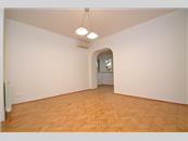 Apartament 3 cam 1 MAI, pret inchiriere 620 EUR&nbsp;&nbsp;&nbsp;<a href='http://www.kpimobiliare.ro/details/apartament-3-camere-1-mai-620-eur-inchiriere-kpa8842' style='text-decoration:none;'><span style='color:#d89f2a;font-weight:bold;'>...detalii</span></a>