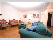 Apartament in vila 3 cam COTROCENI, pret inchiriere 780 EUR&nbsp;&nbsp;&nbsp;<a href='http://www.kpimobiliare.ro/details/apartament-in-vila-3-camere-cotroceni-780-eur-inchiriere-kpa0457' style='text-decoration:none;'><span style='color:#d89f2a;font-weight:bold;'>...detalii</span></a>